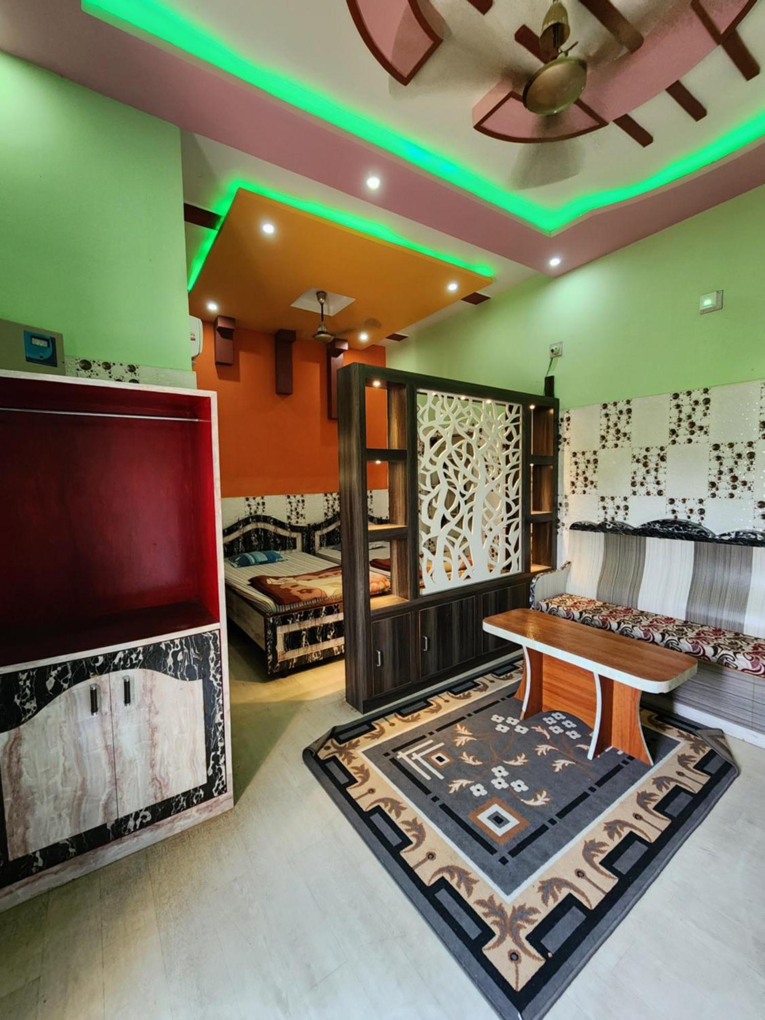 Hotel Shri Durga Baripada Kültér fotó
