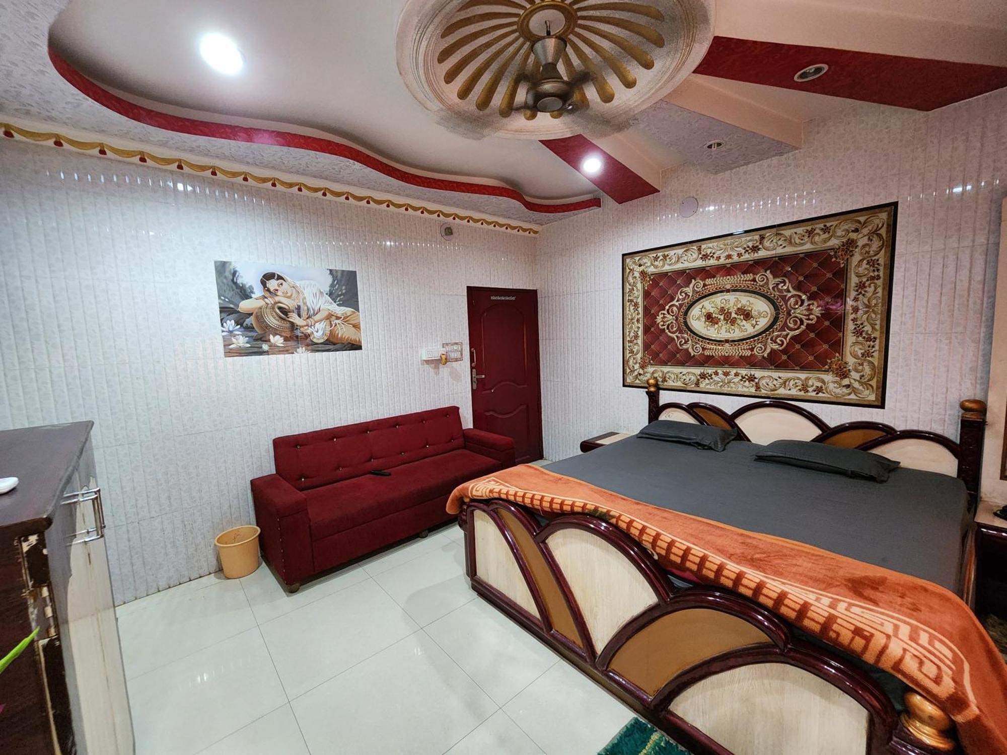 Hotel Shri Durga Baripada Kültér fotó