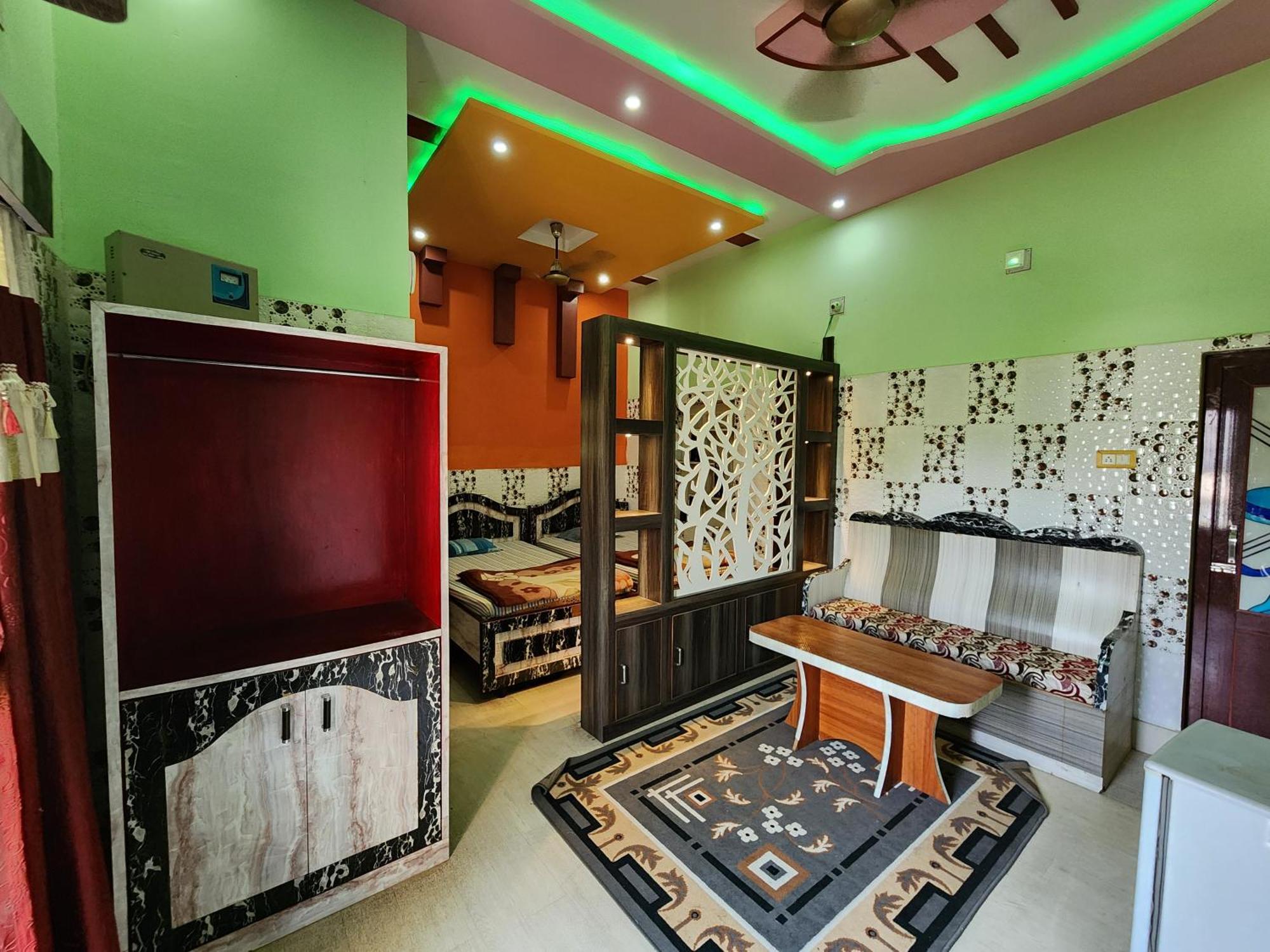 Hotel Shri Durga Baripada Kültér fotó