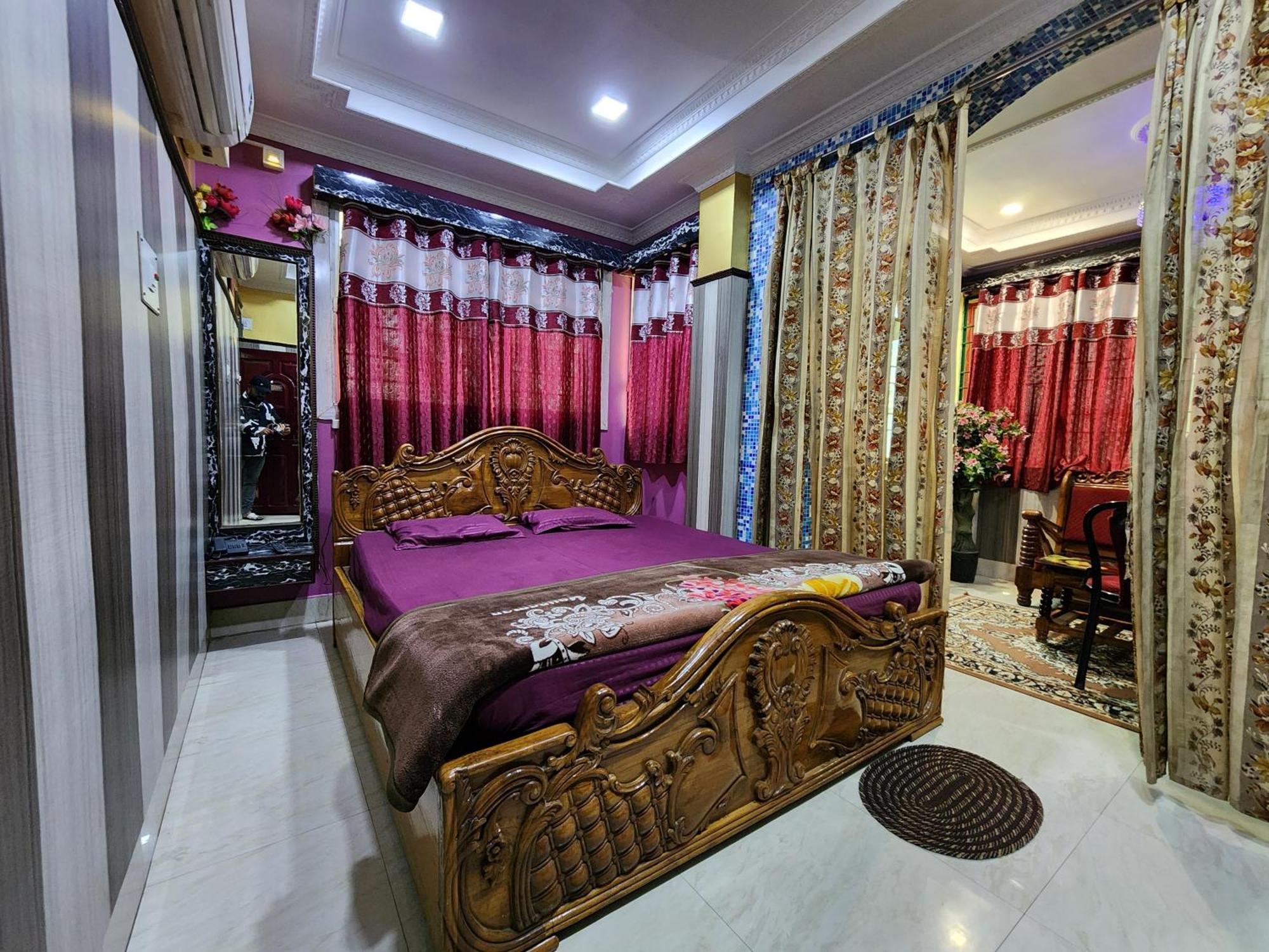 Hotel Shri Durga Baripada Kültér fotó